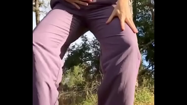 Come here I want to fart all over you